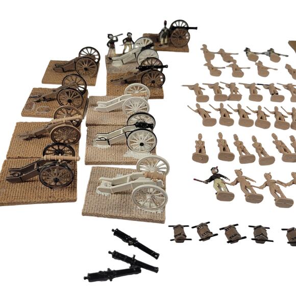 Vintage Military Miniature Toy Soldiers and Cannons Set 56+ Pieces - Picture 4 of 16